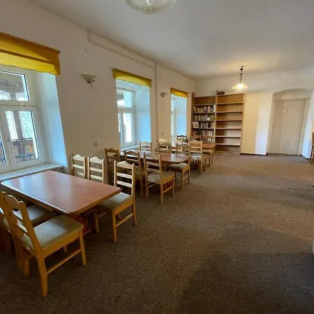 Gosciniec Szczeliniec Hostel