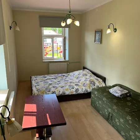 Hostel Gosciniec Szczeliniec *
